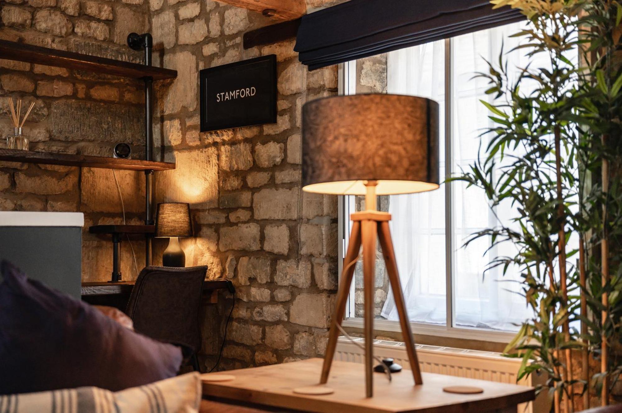 Luxury Town Centre Loft Apartment In Converted Granary Stamford Exterior foto